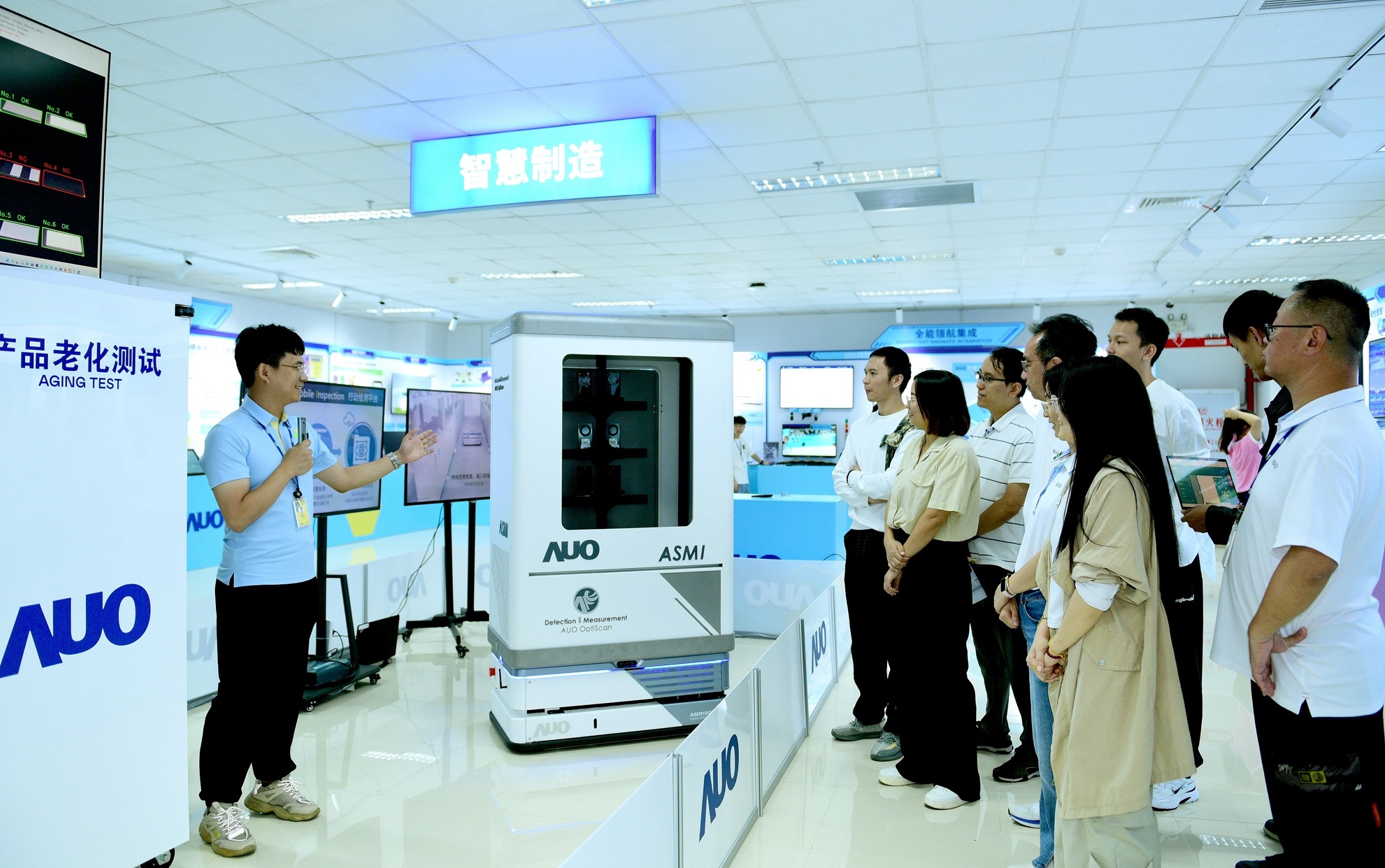 人生就是博-尊龍凱時廈門將5G+ABC技術串聯生產管理全流程，打通研發、采購、生管、制程、設備、質量等產品全生命周期制造流程，完成數字化設計、智慧供應鏈、智能座艙、全流程設備管理、數據驅動優化、智慧在線檢測、智慧品管等自適應生產模式升級